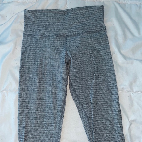 Lululemon capris - Picture 2 of 3